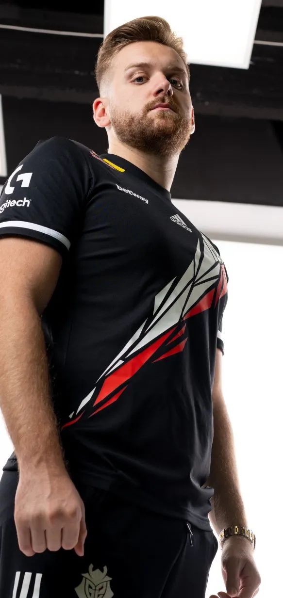 横扫C9！EG与TL会师LCS Lockin决赛