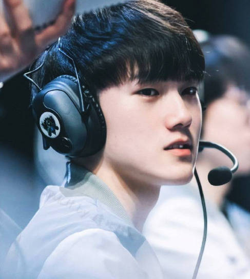 退出在回归 MIBR 的IGL角色时说：“我觉得当我停止担任IGL时，我很想念它，现在我回来了。”